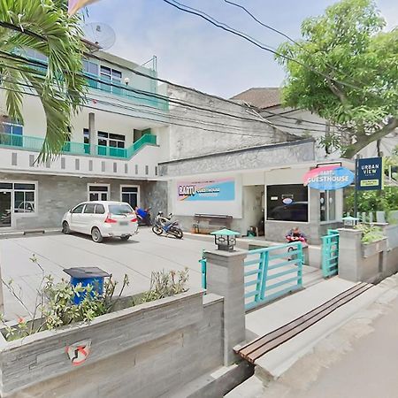 Urbanview Hotel Bartu Moh Toha Bandung By Reddoorz エクステリア 写真